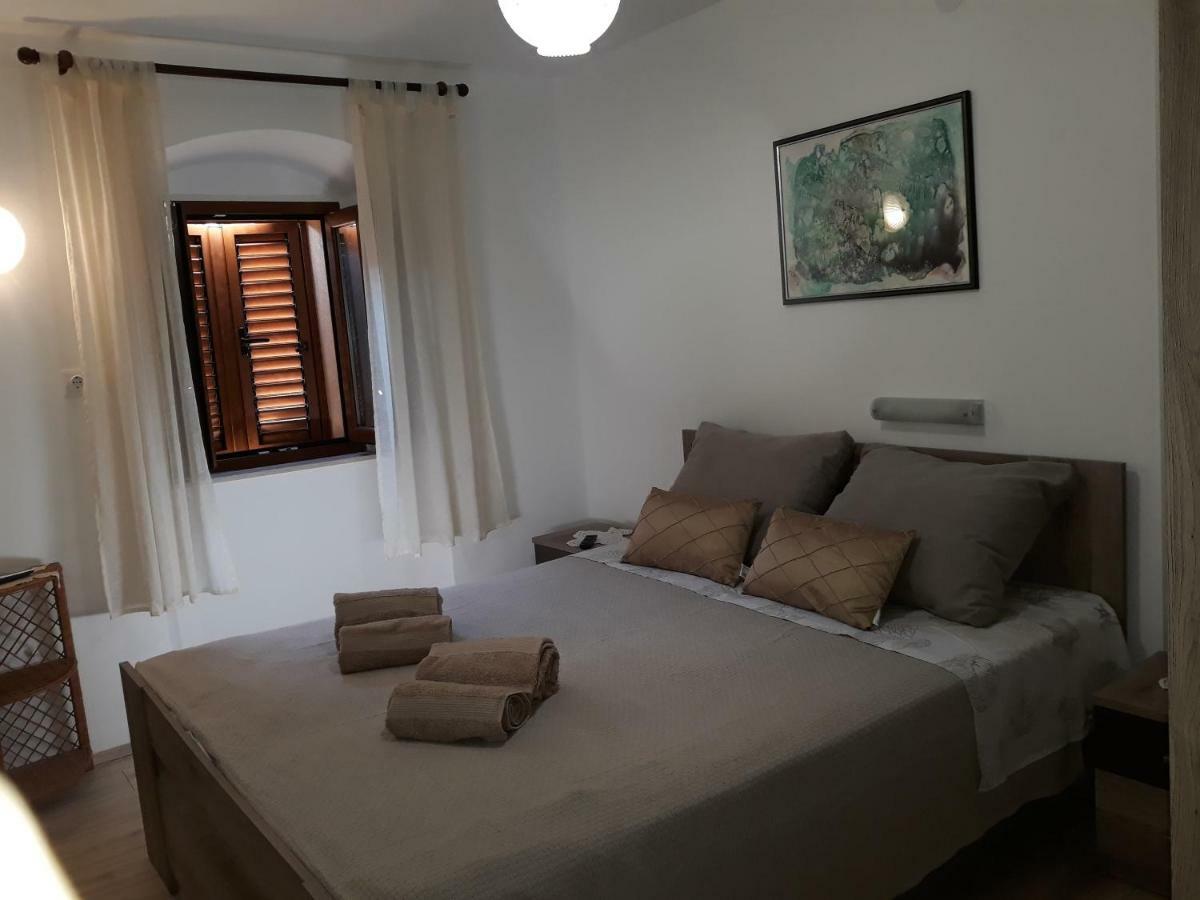 Paradise Apartment - Old Town Rab ラブ エクステリア 写真